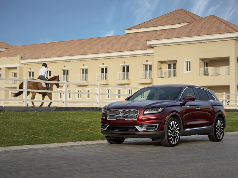 لينكون نوتيلوس الجديدة كلياً تصل إلى دولة الإمارات